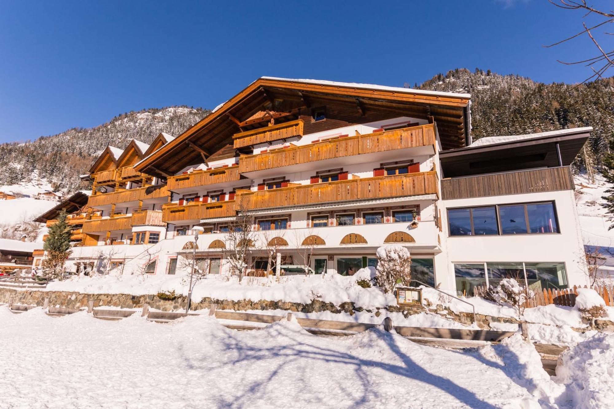Hotel Alpenland Мосо Экстерьер фото